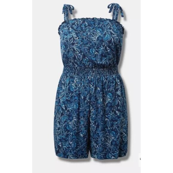 Torrid Challis Tie Straps Romper Dark Blue Floral Smocked Waist Pockets 00/10 - Picture 4 of 13